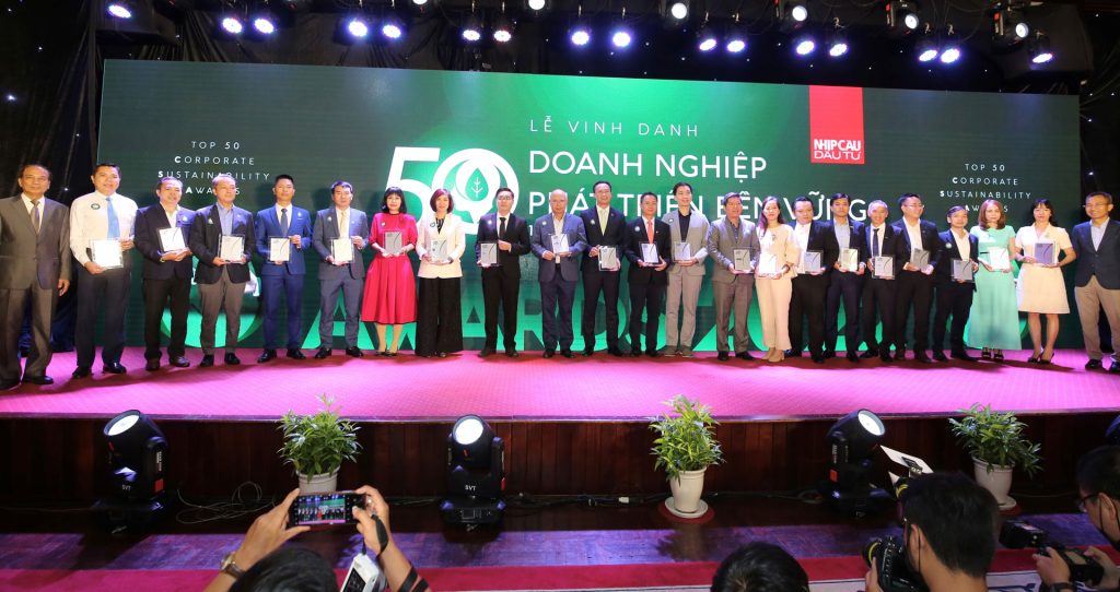 Vinh Hoan top 50 doanh nghiep phat trien ben vung 2022